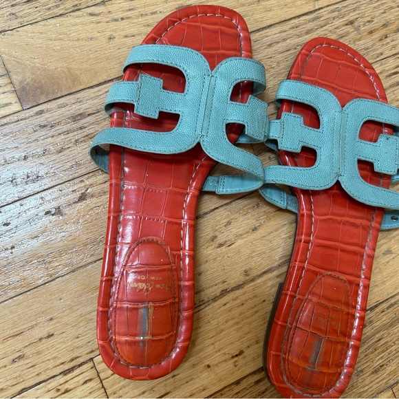 Sam Edelman Bay Slides - Picture 2 of 4